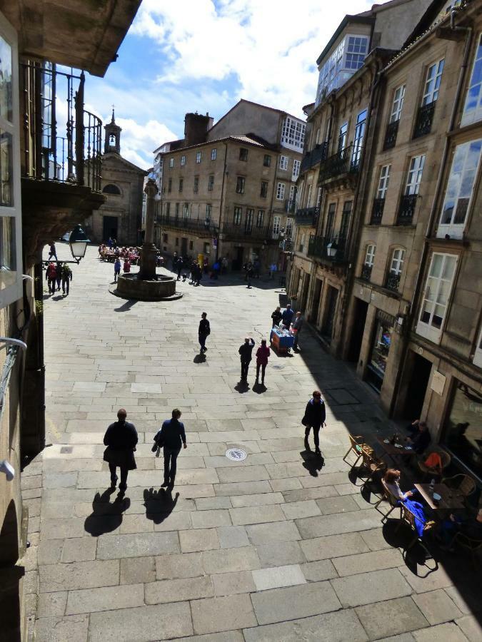 شقة سانتياغو دي كومبوستيلا  في Apto. En Plaza De Cervantes المظهر الخارجي الصورة
